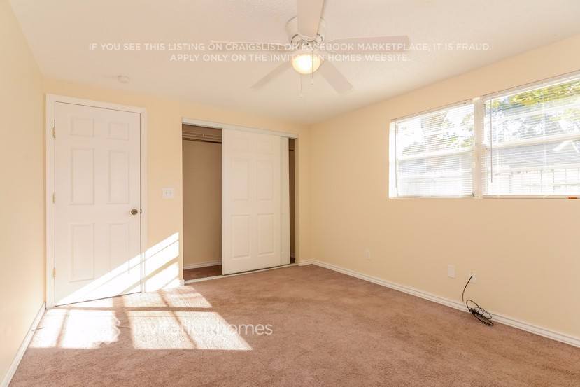 Building Photo - 6401 Bali Ct