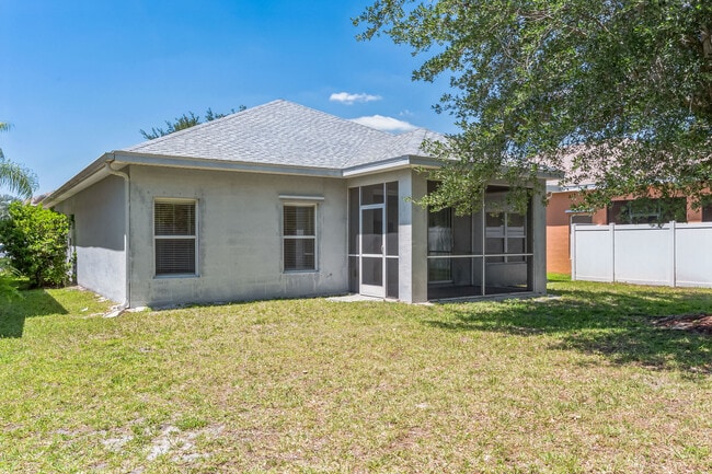 Building Photo - 8190 Silver Birch Way