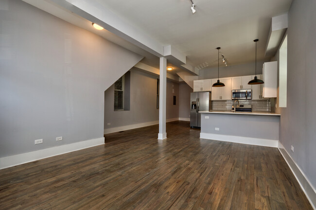 Building Photo - 2007 S Allport St