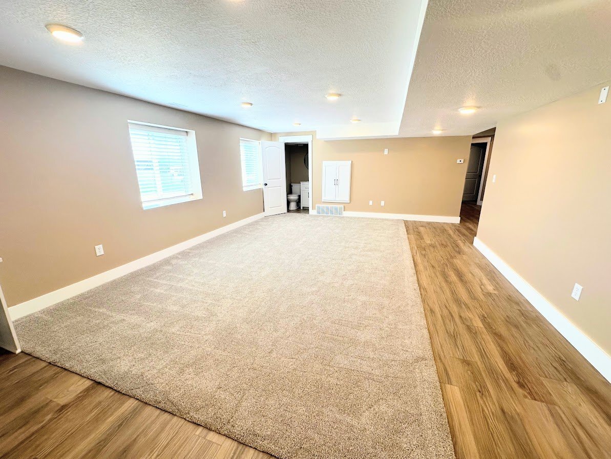 Building Photo - 1624 S 210 W