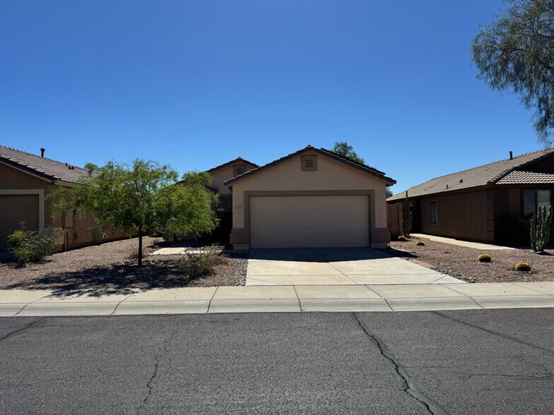 Primary Photo - 11361 W Loma Blanca Dr