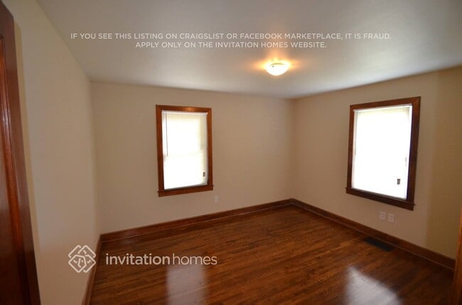 Building Photo - 1501 McCormick Ave