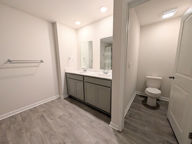 Building Photo - Long Term Rental Home at the Edge of Conway & Aynor, SC