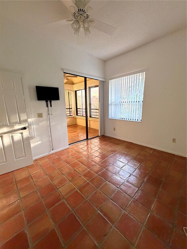 Building Photo - 7460 La Paz Blvd