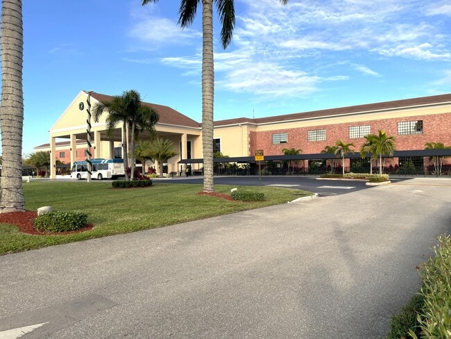 Building Photo - 1020 Exeter