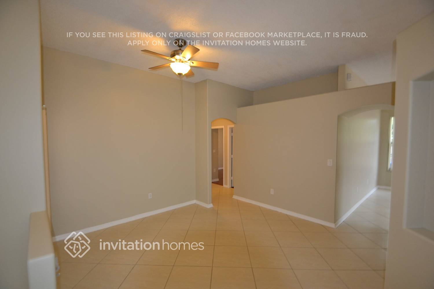 Building Photo - 2333 NW 195th Ave