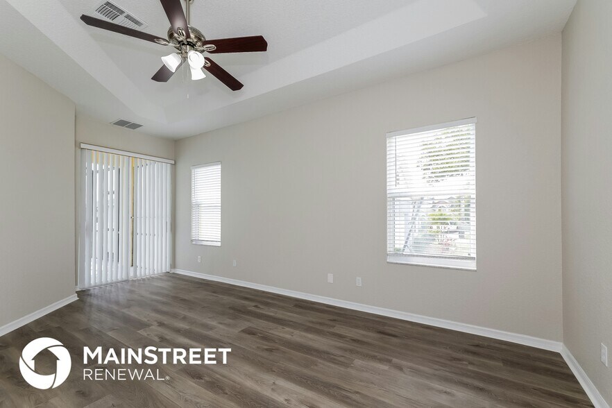 Building Photo - 820 Corvina Dr