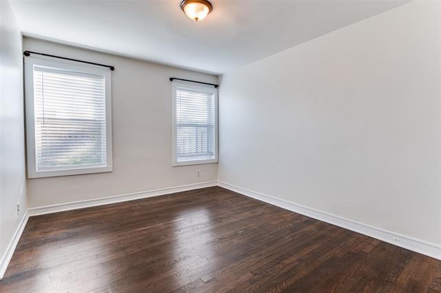 Building Photo - 4922 W University Blvd