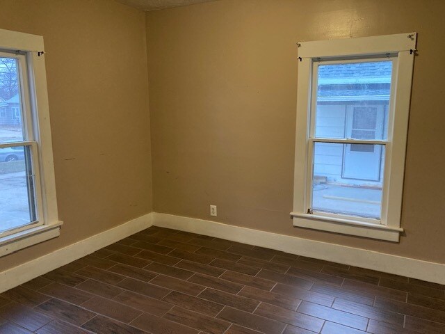 Building Photo - 812 N Minnesota Ave