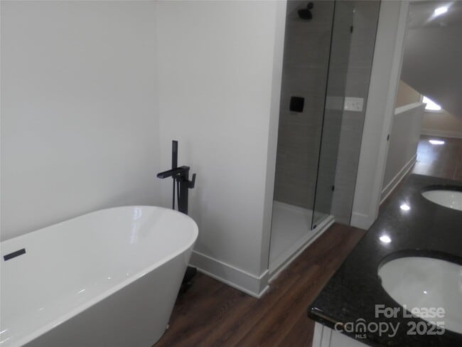 Building Photo - 1712 Washington Ave