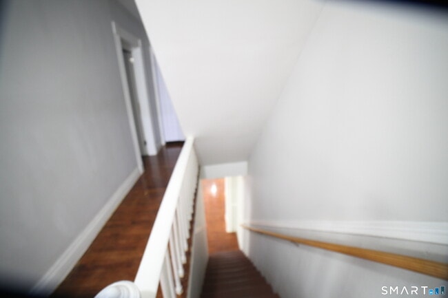 Building Photo - 36 Cassius St