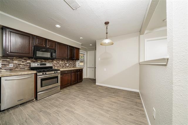 Building Photo - 2937 Larry Dr