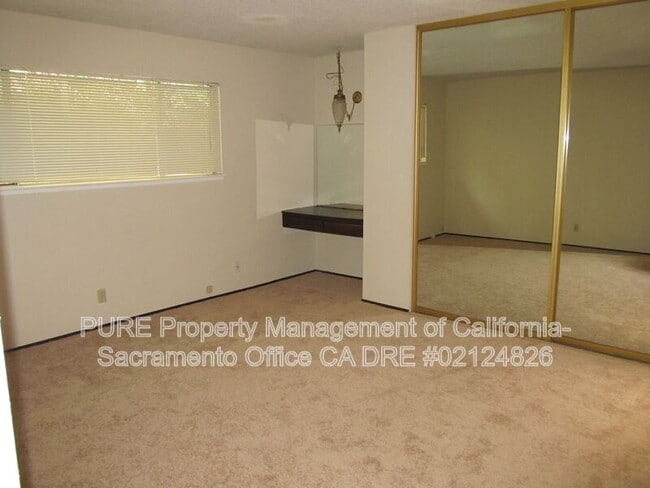 Building Photo - 5541 Aspenwood Ct