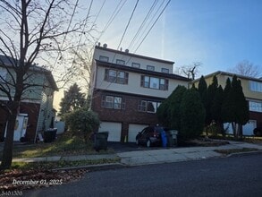 Building Photo - 174 Highland Cross