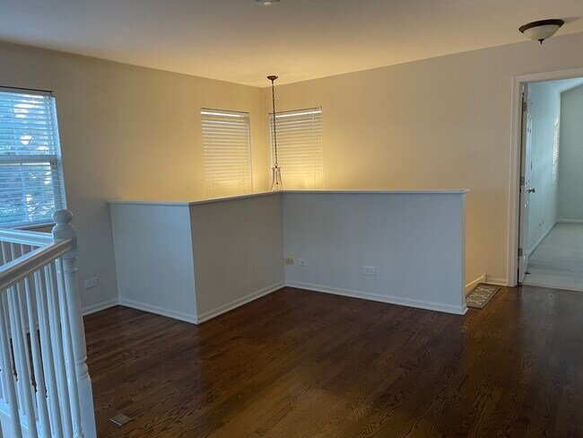 Building Photo - 1819 Golden Gate Ln