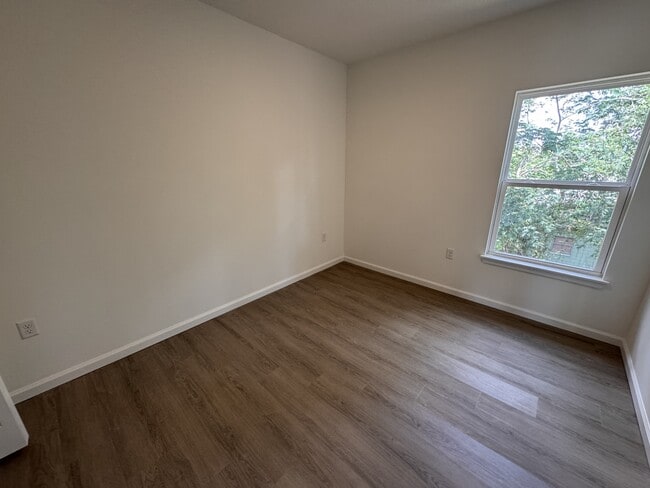 Building Photo - 1209 Southstation Pl