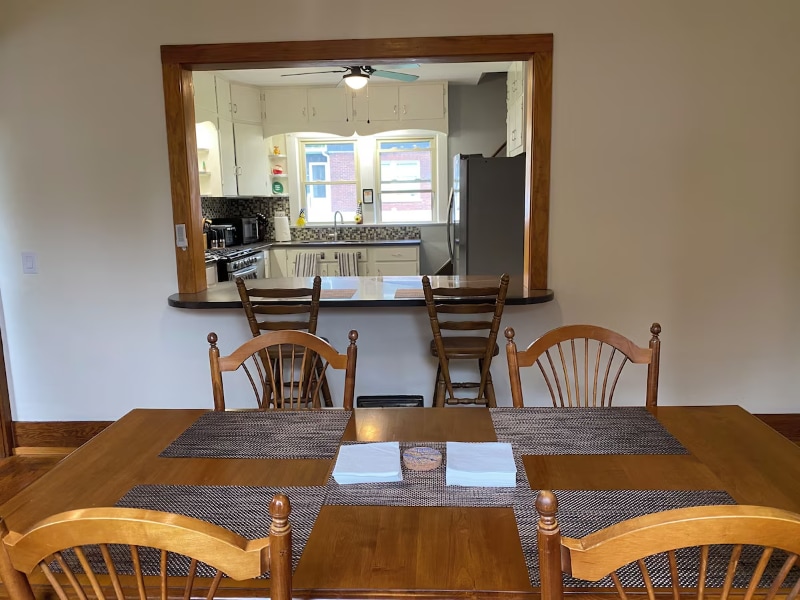 Building Photo - 5 E 3rd Ave