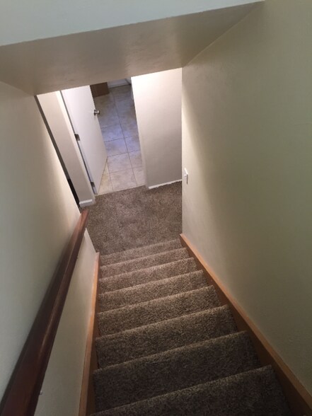 Building Photo - 1015 Roosevelt Ave