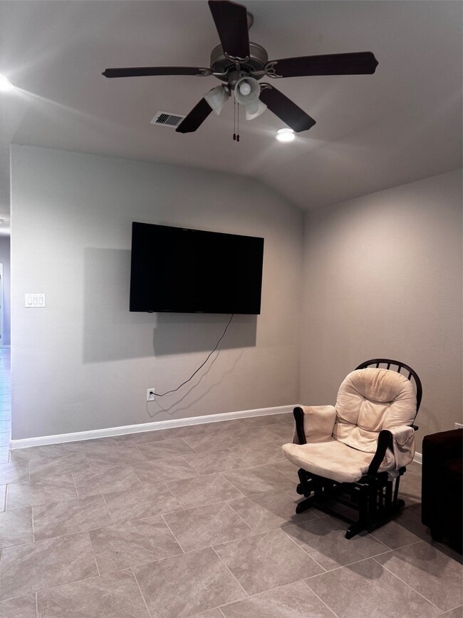 Building Photo - 5515 Russett Bay Ct