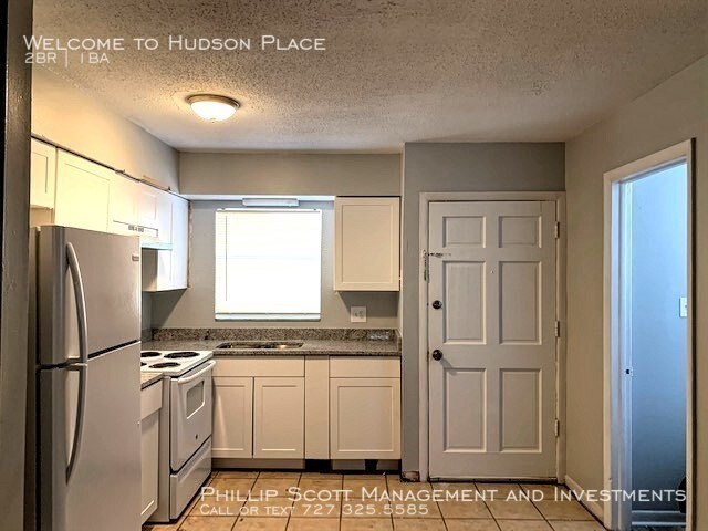 Primary Photo - Welcome to Gateway Place Apartments!!