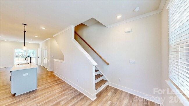 Building Photo - 3640 Spencer St