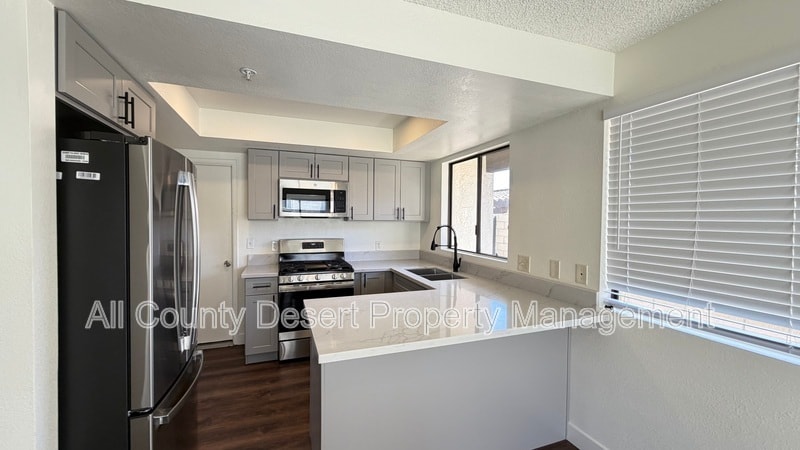 Building Photo - 32525 Canyon Vista Rd