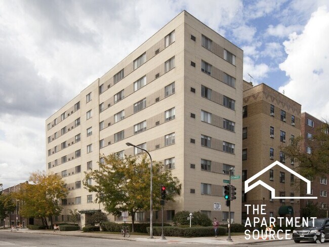 Building Photo - 1400 Chicago Ave