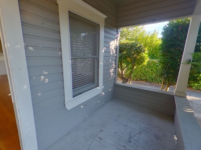 Building Photo - Don’t Miss Our Spring Rate Drop — Units Going Fast - 236