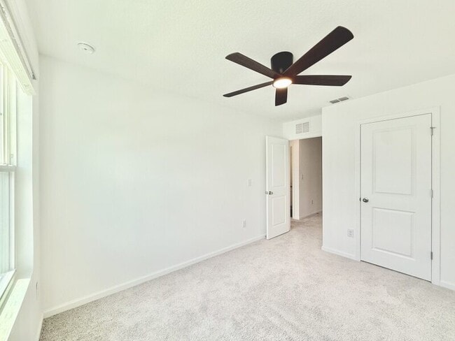 Building Photo - 38057 Elby Ln