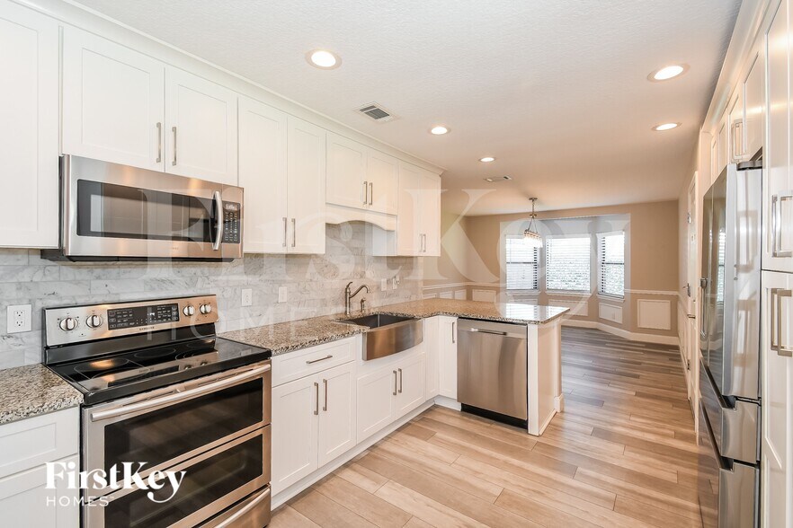 Building Photo - 11828 Merganser Way