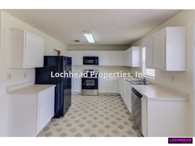 Building Photo - *****4 BEDROOM HOME IN LITTLE ELM****