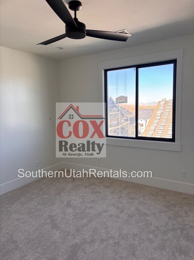 Building Photo - BRAND NEW 6 bed  | 4 bath | 3 car garage c...