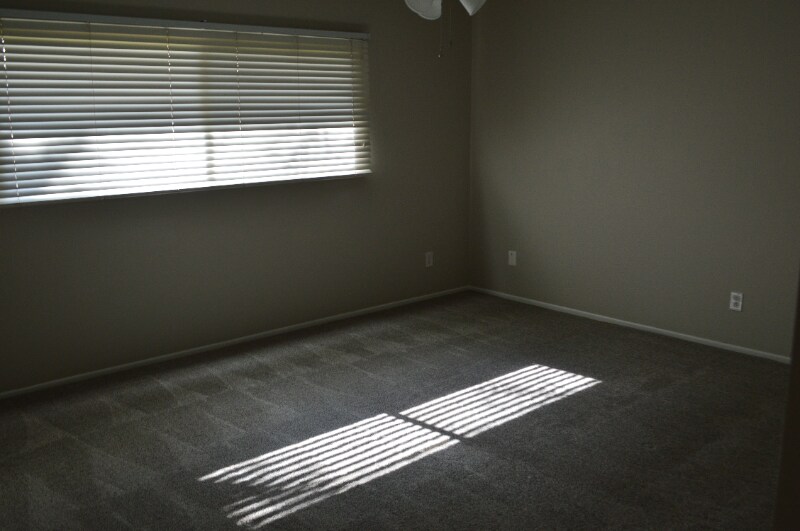 Building Photo - 8731 E Cheery Lynn Rd