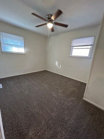 Building Photo - 625-627 S 10th Street