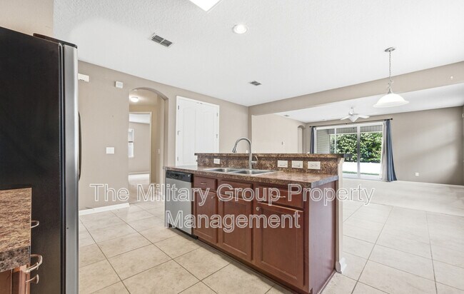 Building Photo - 1515 Carpathian Dr