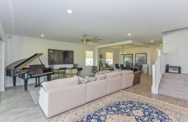 Building Photo - 1525 Stockbridge St