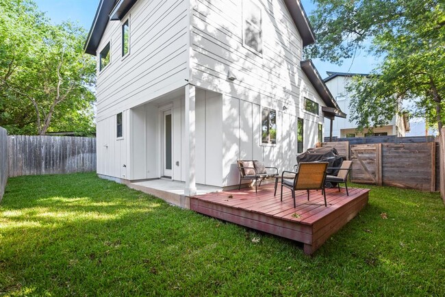 Building Photo - 619 Hammack Dr