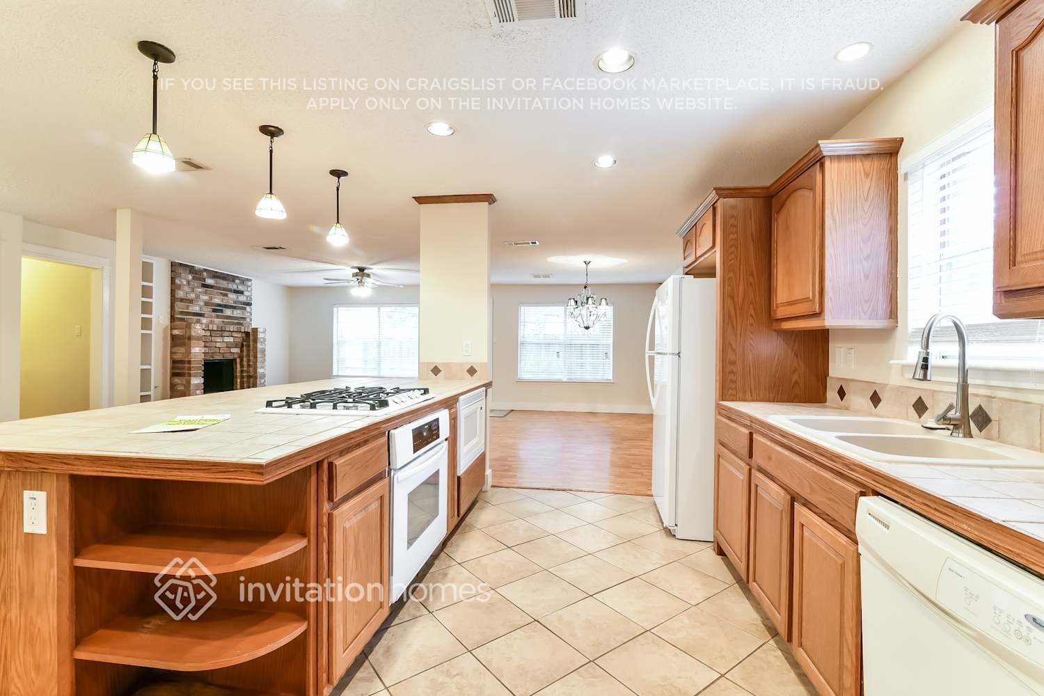 Building Photo - 2511 Peaceful Valley Dr