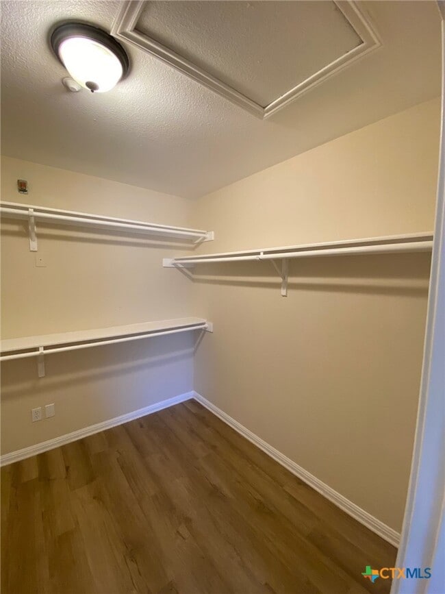 Building Photo - 3109 Douglas Fir Dr