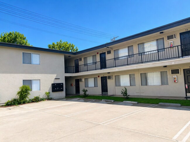Building Photo - 13049 Oxnard St.