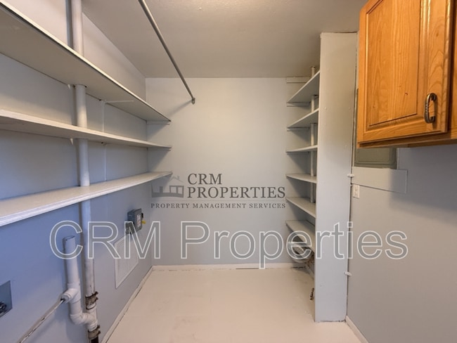 Building Photo - 5801 Monona Dr