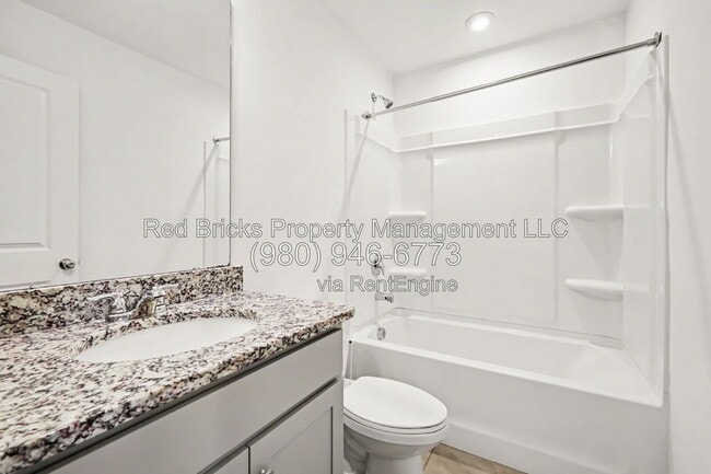 Building Photo - 13027 Rover St