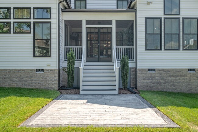 Building Photo - 3618 Graythorne Dr