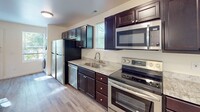 Building Photo - 1104 S. Forest-1104FO-2