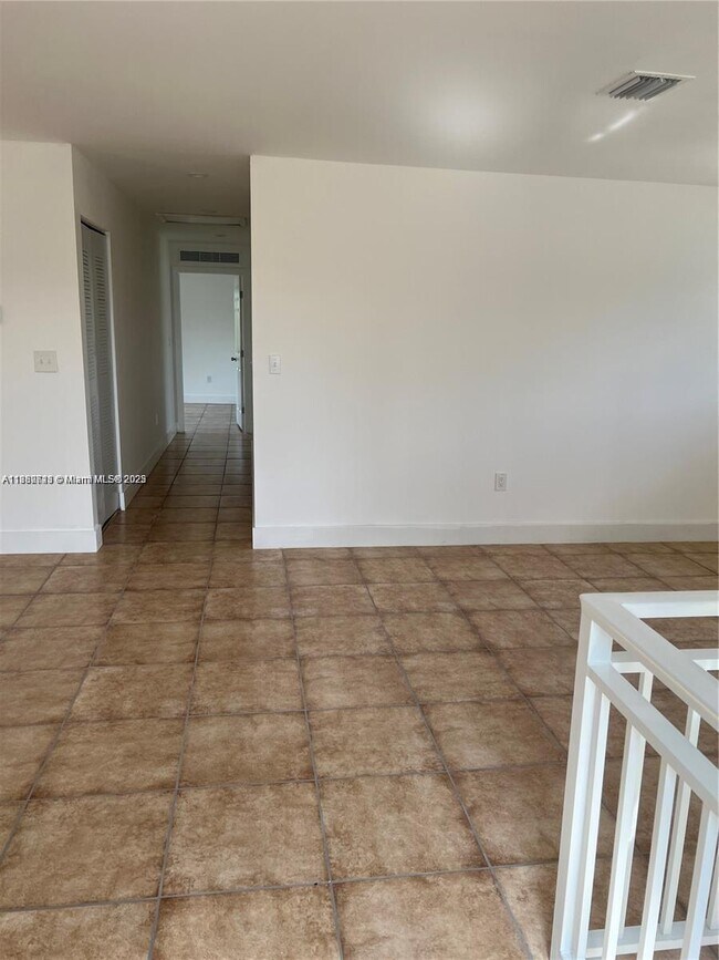 Building Photo - 3076 NW 45th St