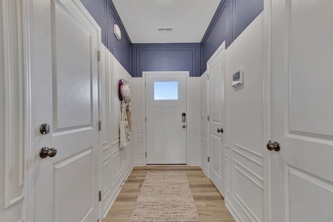 Building Photo - Lavanya Townhouse Arberdene