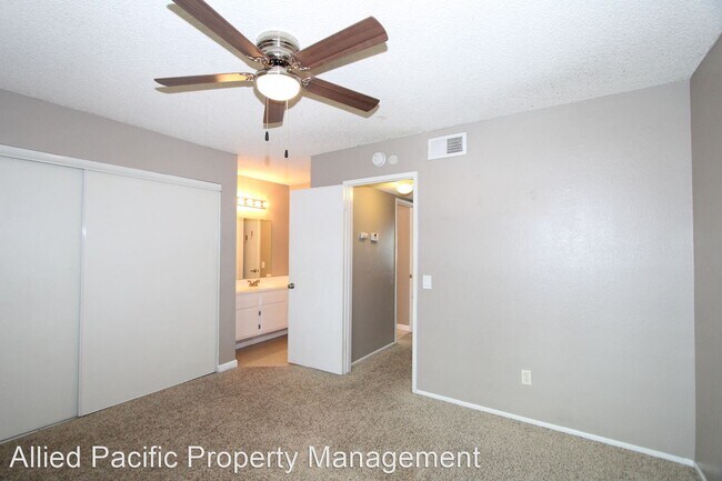 Building Photo - 2 br, 1.5 bath House - 12420 Mount Vernon ...