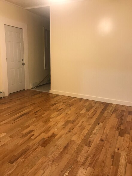 Building Photo - 20 Governor St