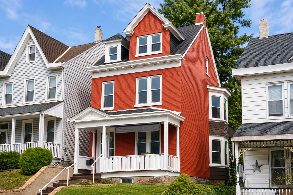 Building Photo - 909 Jackson St