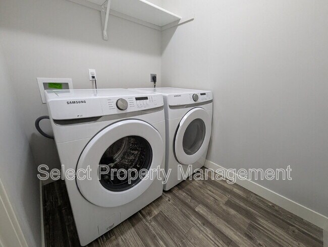 Building Photo - 1408 Sacred Oak Ct